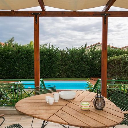 Venus Villa With Private Pool, 2Min To The Beach Finikounta Exteriör bild
