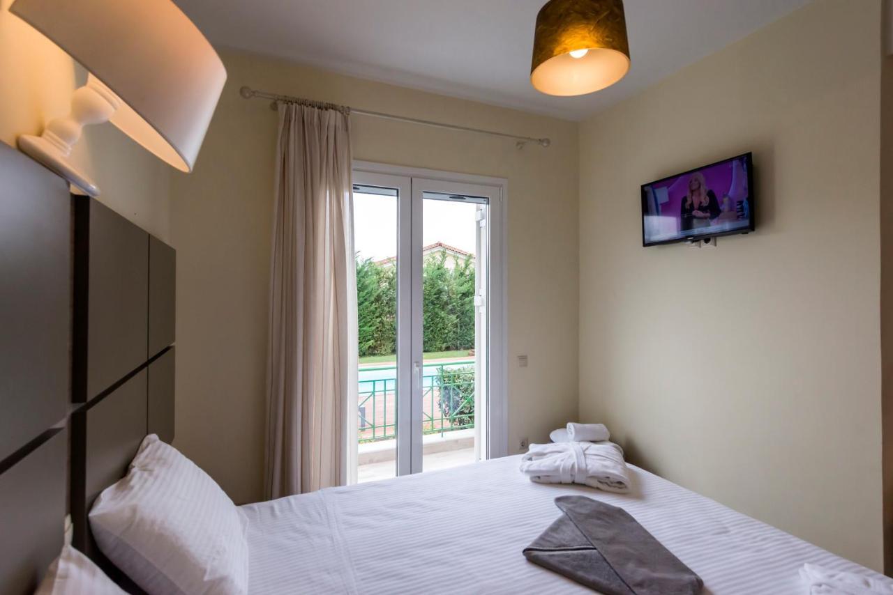Venus Villa With Private Pool, 2Min To The Beach Finikounta Exteriör bild