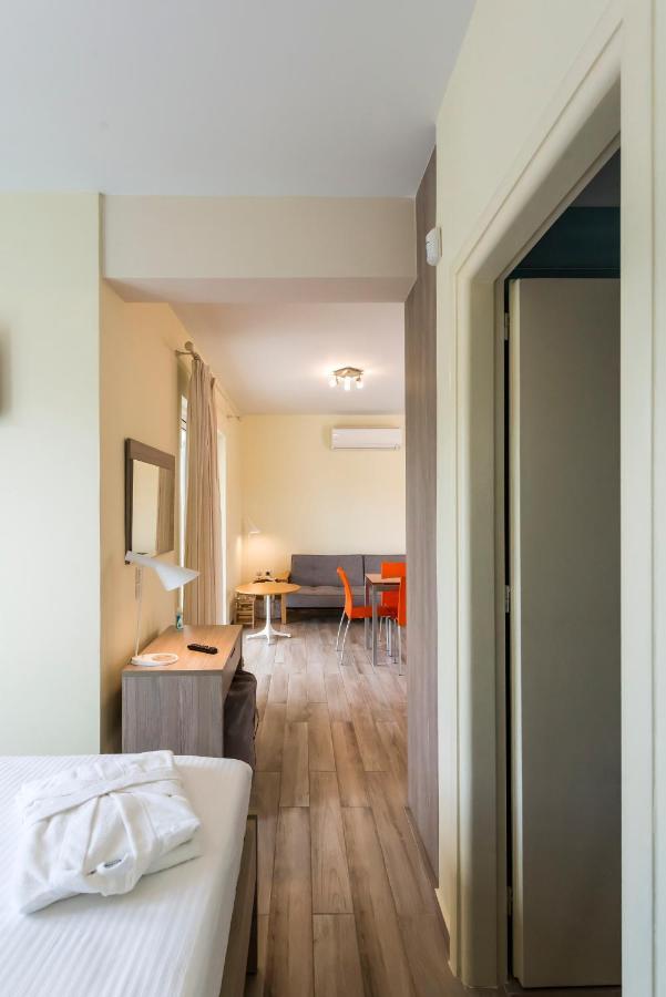 Venus Villa With Private Pool, 2Min To The Beach Finikounta Exteriör bild