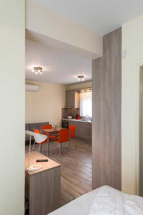 Venus Villa With Private Pool, 2Min To The Beach Finikounta Exteriör bild