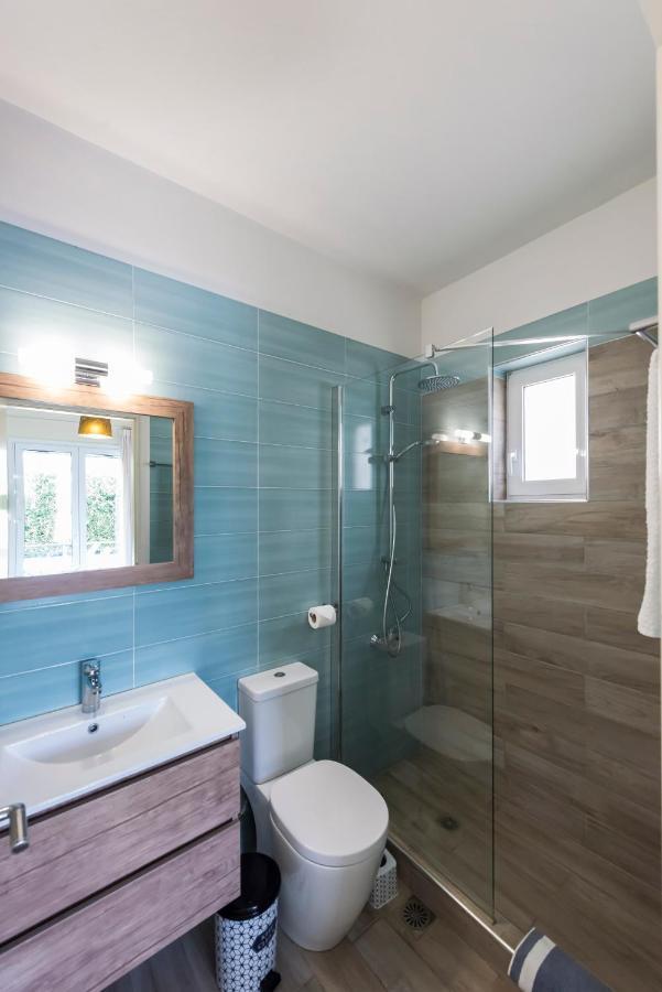 Venus Villa With Private Pool, 2Min To The Beach Finikounta Exteriör bild